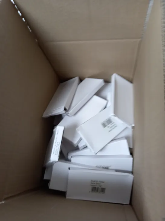 BOX OF APPROXIMETLY 30 NOKIA 4.2 DISPLAY PHONES 