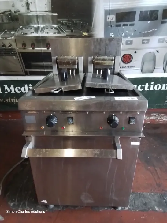 FALCON ELECTRIC TWIN TANK DEEP FAT FRYER Model E1848