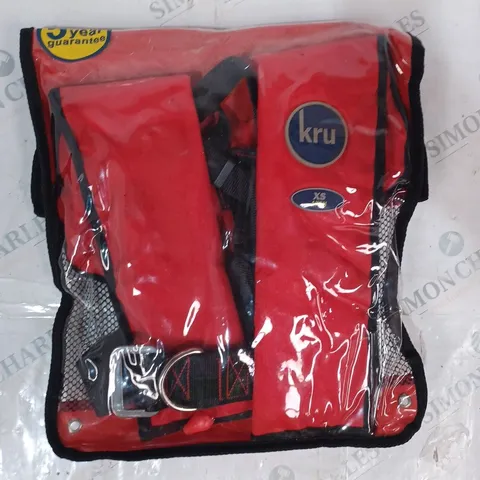 KRU LIFEJACKET IN RED SIZE XS