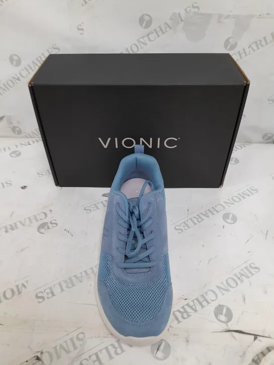 BOXED PAIR OF VIONIC BLUE MESH TRAINERS SIZE 7 