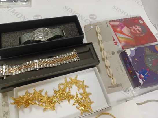 LOT OF 11 ASSORTED COSTUME JEWELLERY AND WATCH ITEMS 