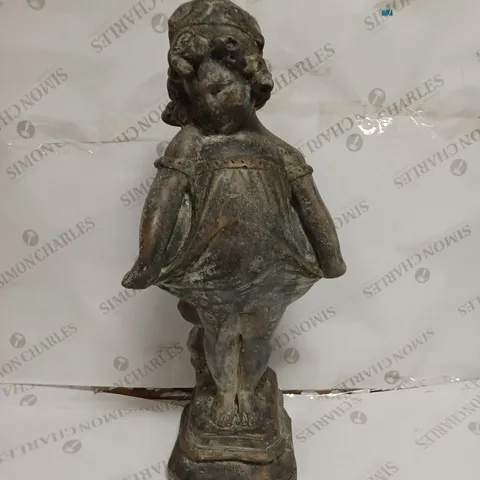 LOT TO CONTAIN A GARDEN STATUE - COLLECTION ONLY