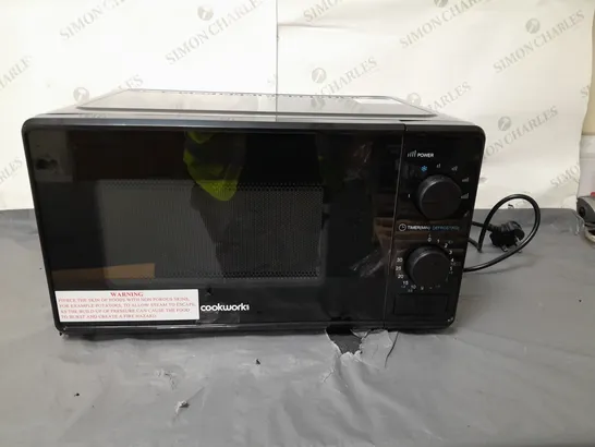 BOXED COOKWORKS 700W BLACK MICROWAVE 17 LITRE - COLLECTION ONLY