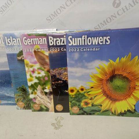 LOT OF 10 ASSORTED CALENDERS - 2022 TO INCLUDE LIGHTHOUSES, ISLANDS, SUNFLOWERS, ETC