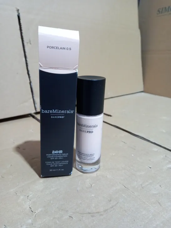 BAREMINERALS BAREPRO 24H LIQUID FOUNDATION PORCELAIN 0.5 30ml