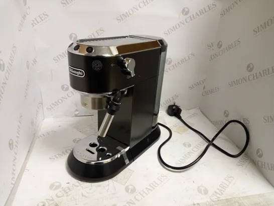 DE'LONGHI DEDICA COFFEE MACHINE