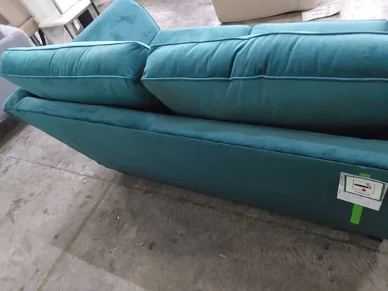 DESIGNER 2 PIECE SOFA WITH WOODEN FEET IN TEAL 