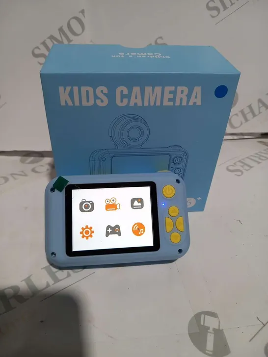 BOXED KIDS CAMERA HD SCREEN 