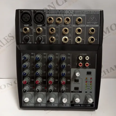 XENYX802 PREMIUM 8-INPUT 2-BUS MIXER