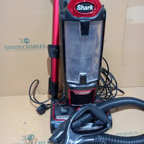 SHARK UPRIGHT VACUUM CLEANER 