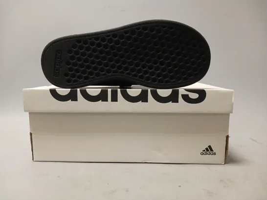 BOXED PAIR OF ADIDAS BASE 2.0 KIDS SHOES IN BLACK UK SIZE 13