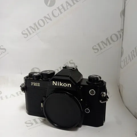 NIKON FM2 VINTAGE CAMERA 