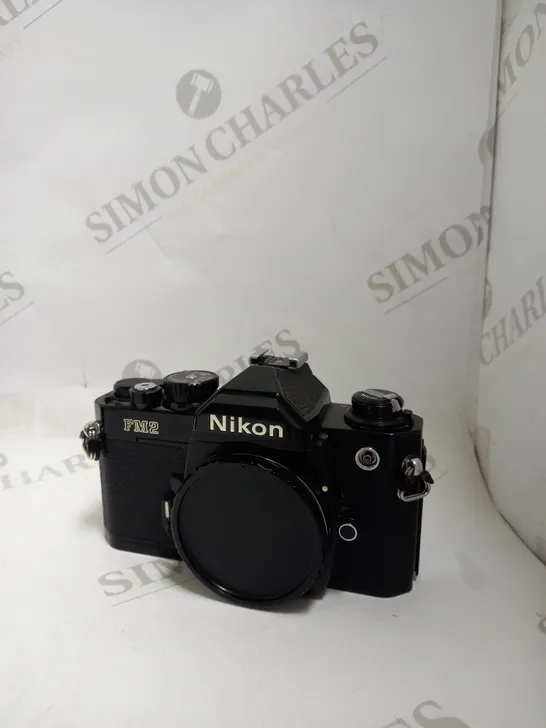 NIKON FM2 VINTAGE CAMERA 