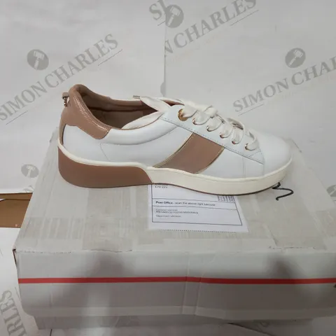 BOXED PAIR OF DUNE WHITE/BEIGE - SIZE 5