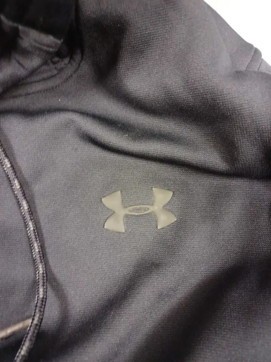 UNDER ARMOUR LONG SLEEVE HOODIE IN BLACK - MEDIUM