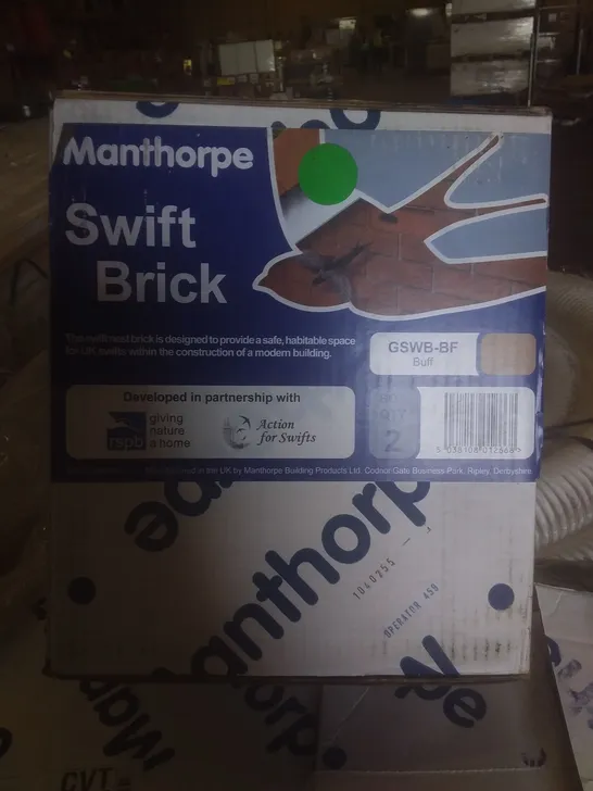 BOX OF X2 MANTHORPE SWIFT NEST BRICK 