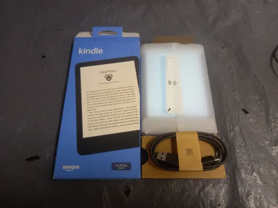 BOXED AMAZON KINDLE 16GB IN DENIM