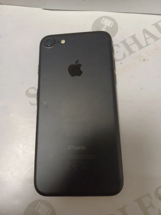 APPLE IPHONE 7 (A1778) SMARTPHONE