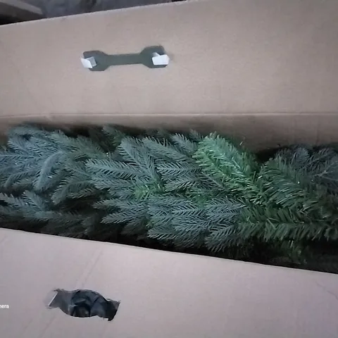 BOXED GREEN REALISTIC FIR CHRISTMAS TREE SIZE 6"