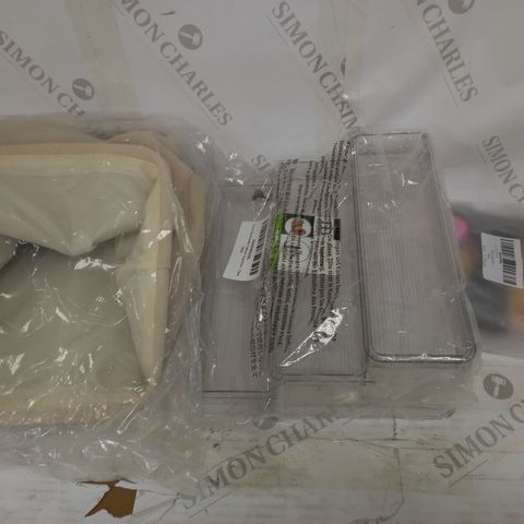 LOT OF APPROXIMATELY 10 ASSORTED HOUSEHOLD ITEMS TO INCLUDE FABRIC STORAGE BOX, CLEAR ORGANISER CABINET, PHONE CASE, ETC