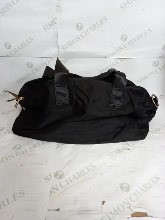 BLACK HOLDALL BAG WITH SHORT STRAPS