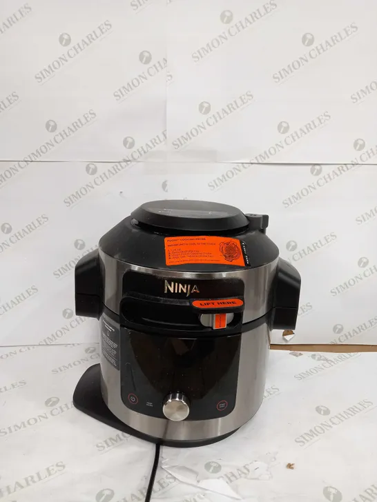 NINJA FOODI SMARTLID 7.5L MULTI COOKER & AIR FRYER