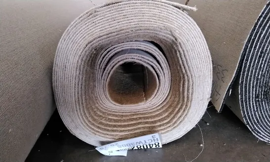 QUALITY ROLL OF HCTW 3008 CARPET APPROXIMATELY 4 X 26.78M