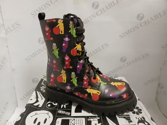 KOI VEGAN TELETUBBIES SUPERDROME MILITARY BOOTS - SIZE 6