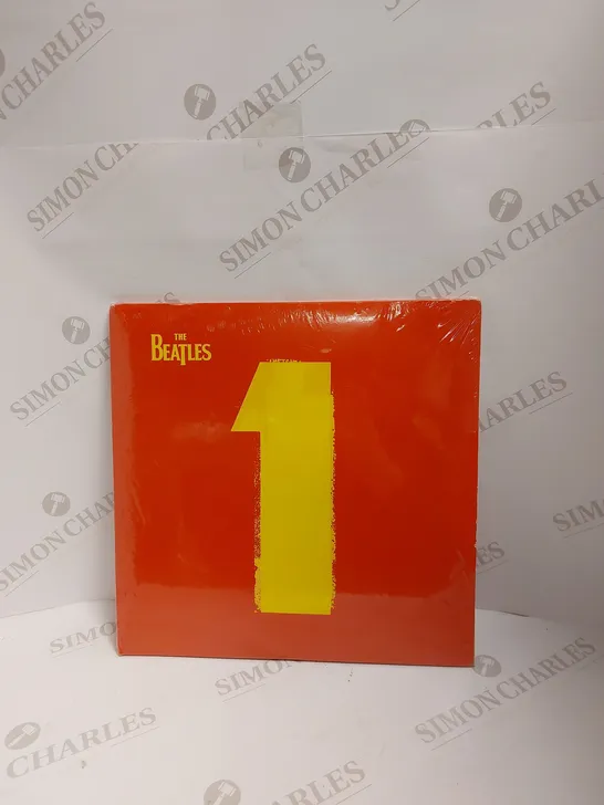 THE BEATLES 1 COMPILATION VINYL RECORD