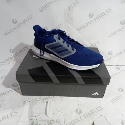 BOXED PAIR OF ULTRABOUNCE HP5774 TRAINERS IN BLUE - SIZE: UK 12.5