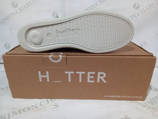 BOXED PAIR OF HOTTER SHOES IN WHITE UK SIZE 5.5