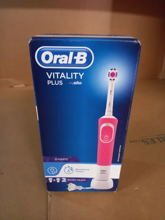 BOXED ORAL-B VITALITY PLUS 3D-WHITE ELECTRIC TOOTHBRUSH