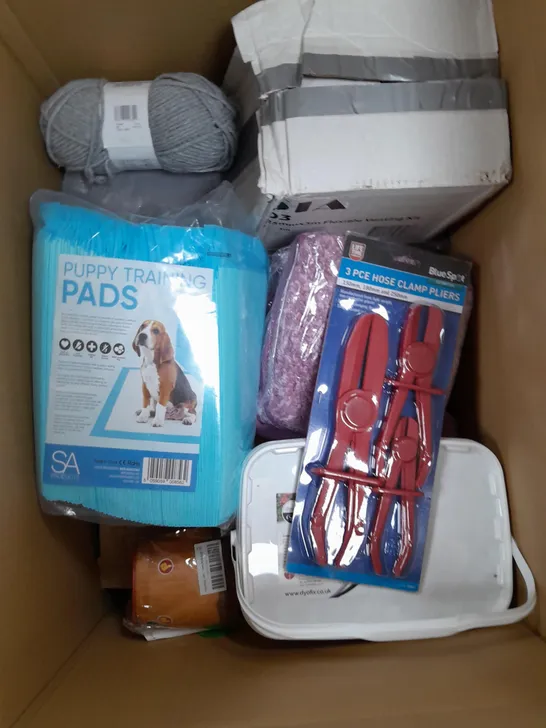 BOX OF APPROX 10 ASSORTED ITEMS TO INCLUDE - PUPPY PADS, CLAMP PLIERS, YARN ETC