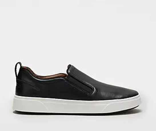 VIONIC REBEL KIMMIE SLIP ON TRAINER BLACK SIZE 5