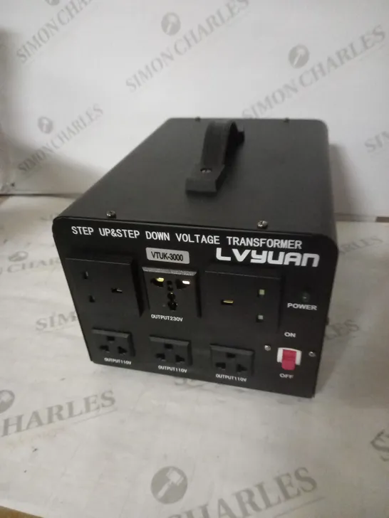 LVYUAN 220V - 110V VOLTAGE TRANSFORMER, STEP UP AND STEP DOWN, UK TO US 2-WAY 3000W