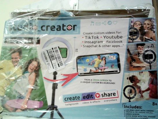 BOXED STUDIO CREATOR  RRP £25.99