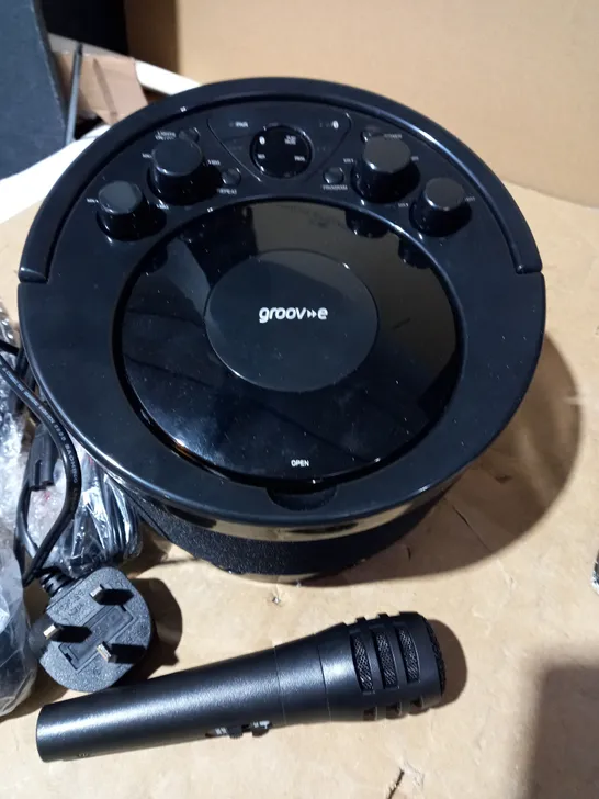 GROOV E PORTABLE KARAOKE MACHINE WITH CD PLAYER AND BLUETOOTH