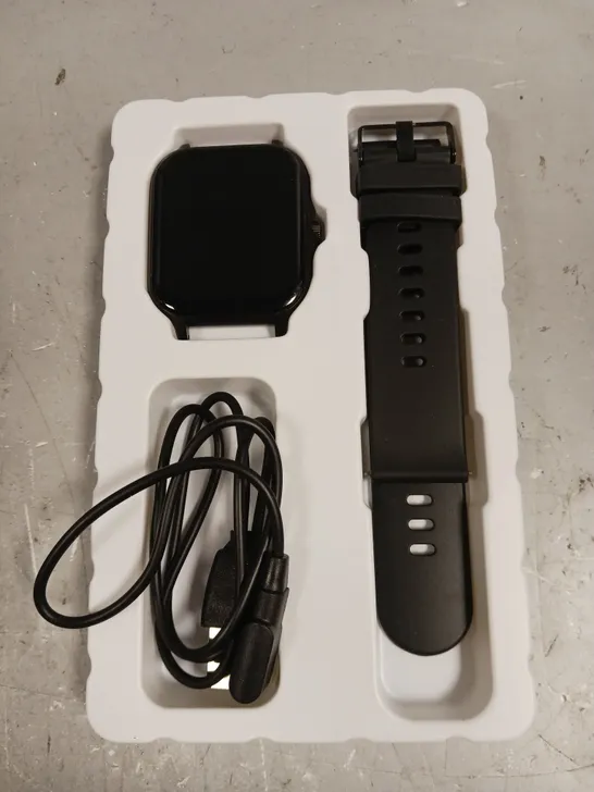 BOXED FITNESS TRACKING SMART WATCH 