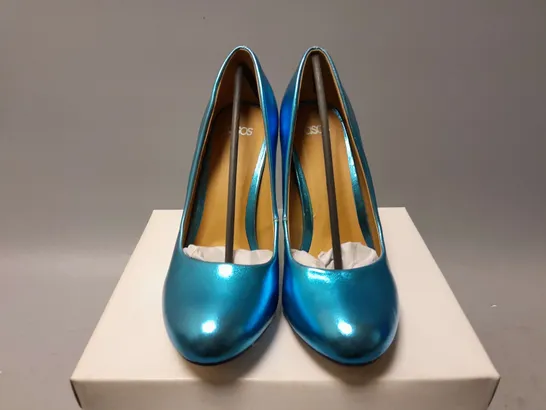 8 BOXED ASOS SCALA HIGH HEELS IN BLUE - UK 5