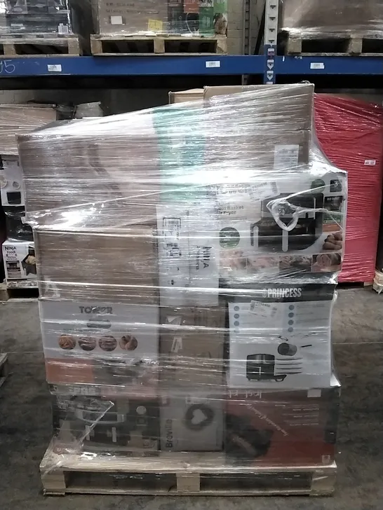 PALLET OF APPROXIMATELY 25 UNPROCESSED RAW RETURN HOUSEHOLD AND ELECTRICAL GOODS TO INCLUDE;