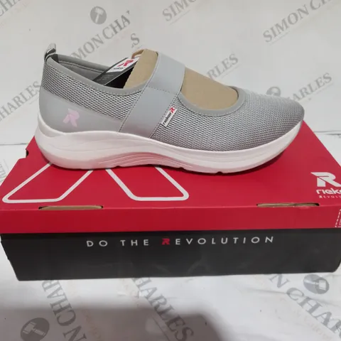 BOXED PAIR OF RIEKER REVOLUTION GREY EVO SPORT SHOE SIZE 6 1/2