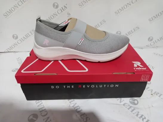 BOXED PAIR OF RIEKER REVOLUTION GREY EVO SPORT SHOE SIZE 6 1/2