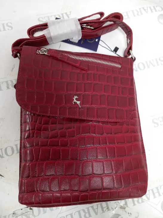 ASHWOOD LEATHER RED GENUINE LEATHER BAG AND PURSE SET 