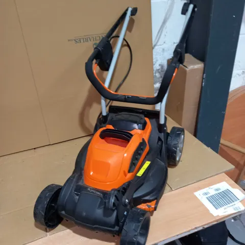 YARD FORCE LAWNMOWER 