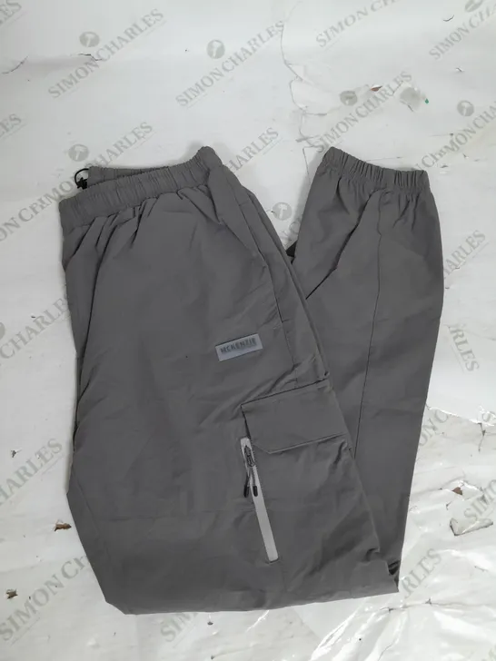 MCKENZIE SPORTSWEAR CARGO PANT  IN GREY SIZE L