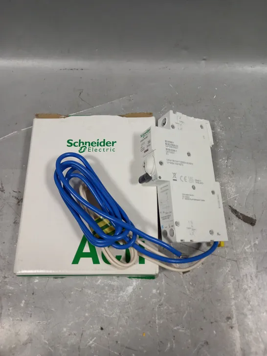 BOXED SCHNEIDER IC60H - EARTH LEAKAGE CIRCUIT BREAKER