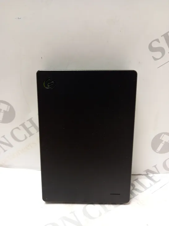 PORTABLE DRIVE STGX4000400 PORTABLE 4 TB 4592674-Simon Charles Auctioneers