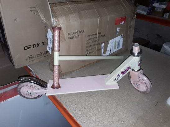 BOXED CUTIE SEQUIN INLINE SCOOTER 