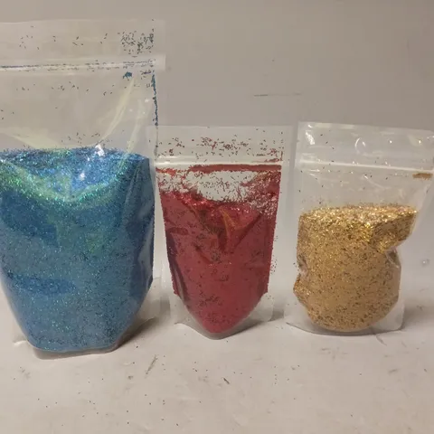 APPROXIMATELY 10 POUCHES OF GLITTER ASSORTED COLOURS AND SIZE - COLLECTION ONLY