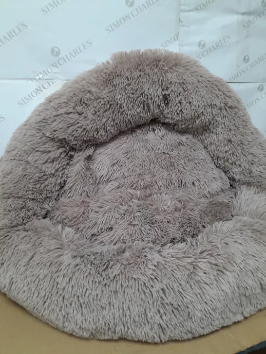 BEIGE LARGE DOG BED